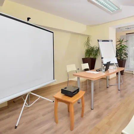Snezhanka Hotel 3*