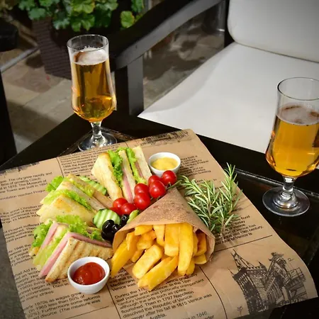 Snezhanka 3*