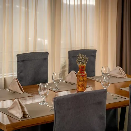 Snezhanka Hotel 3*